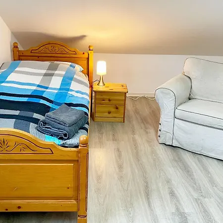 Spacious Work & Relax *