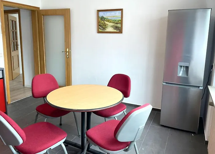 Spacious Work & Relax Daire Lennestadt